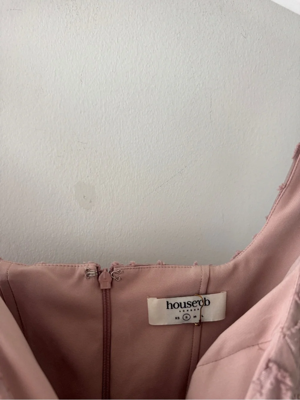 HOUSE OF CB Lovely Rose Midi Dress - Picture 4 of 7